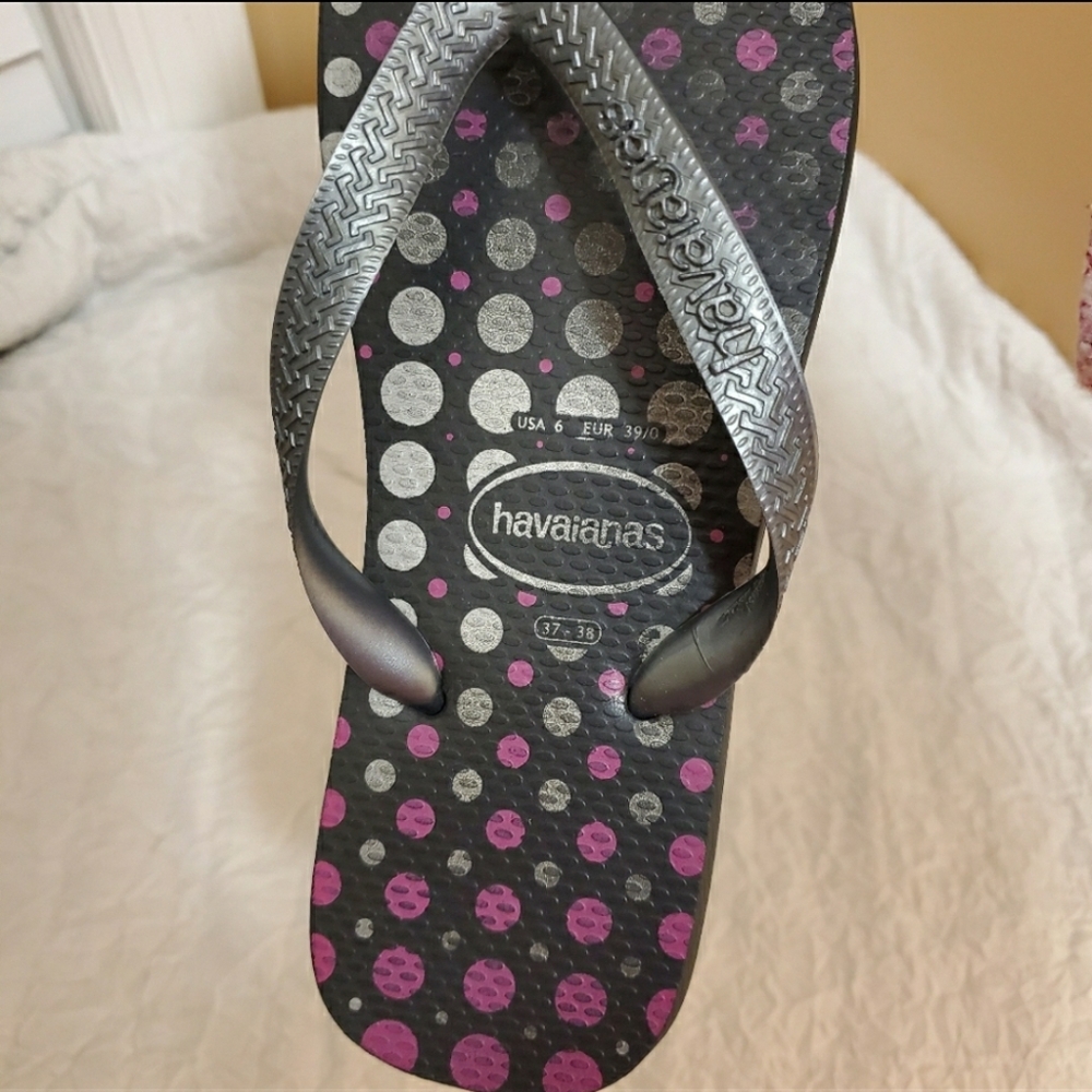 Havaianas Polka Dot Purple/Gray Flip Flops - Picture 6 of 8